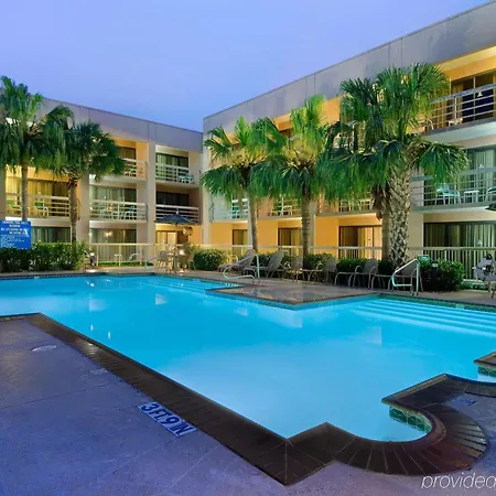 Doubletree By Hilton Hotel Houston Hobby Airport 
